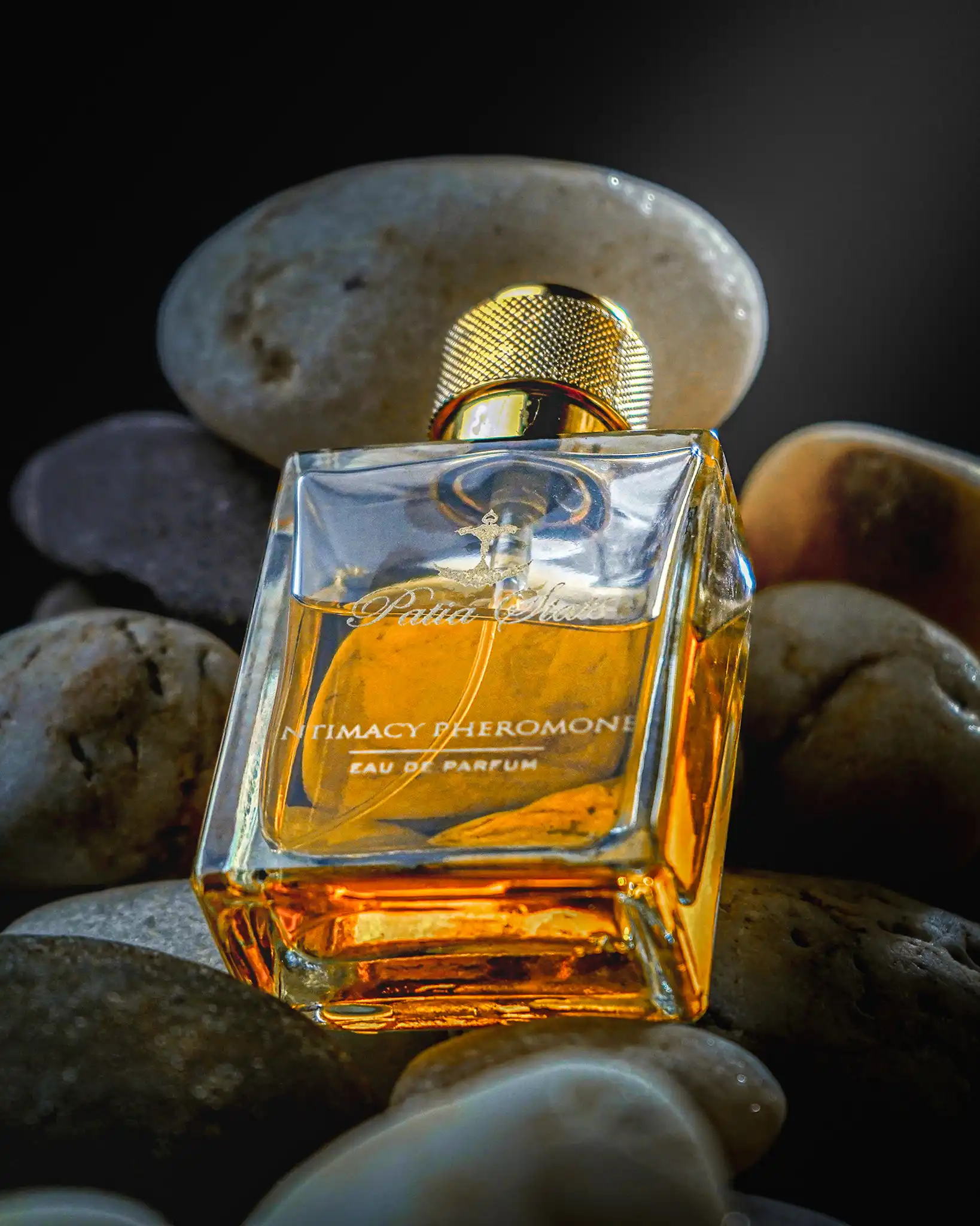 Patia Stats Perfume – Lifestyle Stone Composition